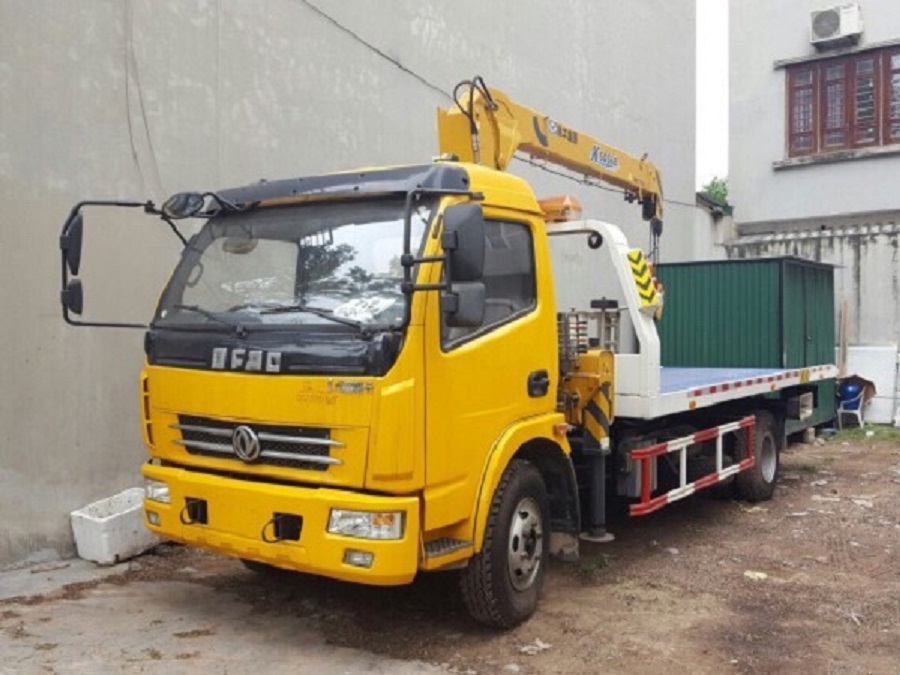 Đèn pha xe tải lắp cho xe Dongfeng trường giang 5 tấn, 7 tấn, Dongfeng DAFC, Dongfeng B07. Loai  bóng Halogen 24V