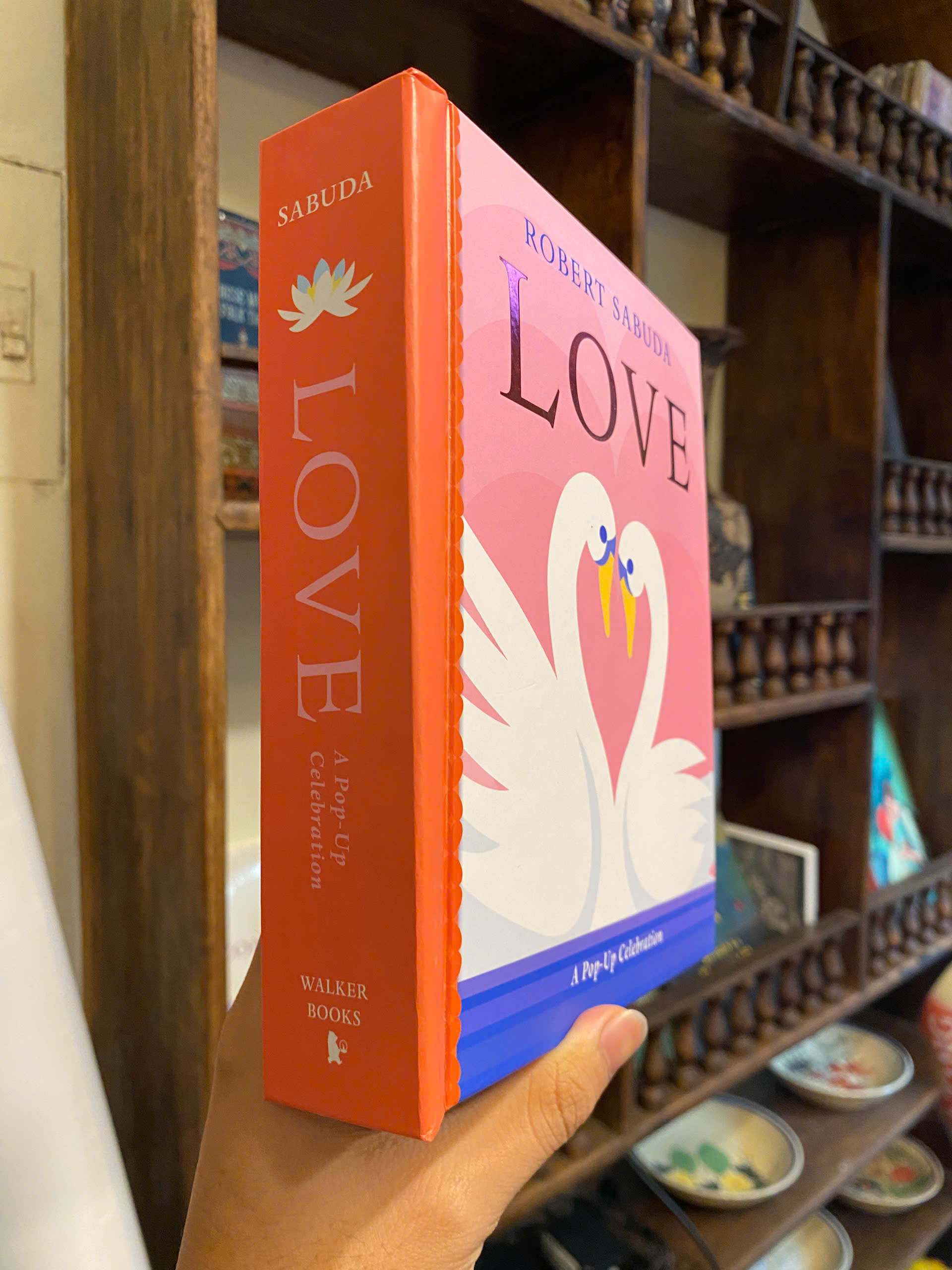 Sách - Love: A Pop-up Celebration by Robert Sabuda