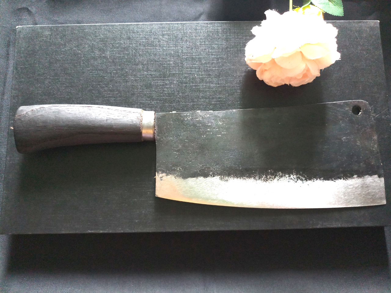 DAO CHẶT ĐA SỸ MÃ DS4