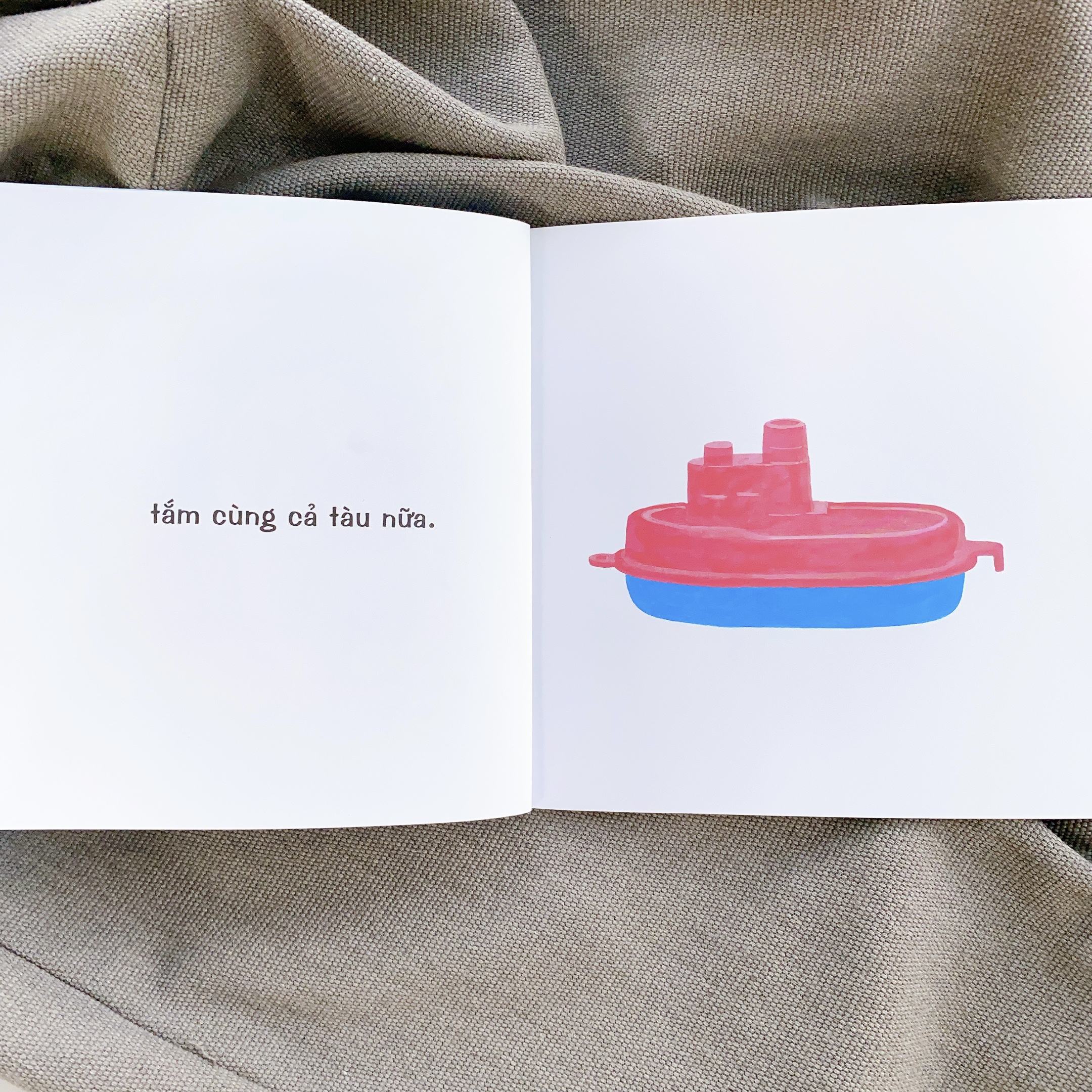 Sách cho bé 0 3 tuổi - Nhận biết Màu sắc, đồ vật, kĩ năng hàng ngày Chúc ngủ ngon