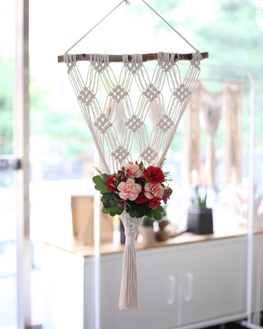 Giỏ Treo Hoa Trang Trí Tường Macrame GTH01 - Sản Phẩm Handmade Nghệ Thuật, Dùng Treo Tường Decor, Làm Quà Tặng, Trang Trí Phòng Khách, Phòng Ngủ (Trang Trí Nhà Cửa)