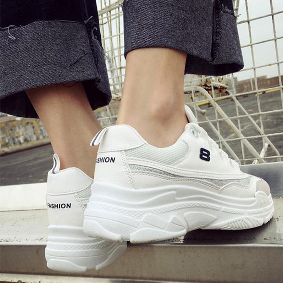 Giày sneaker nữ số 8 kim tuyến xinh xắn