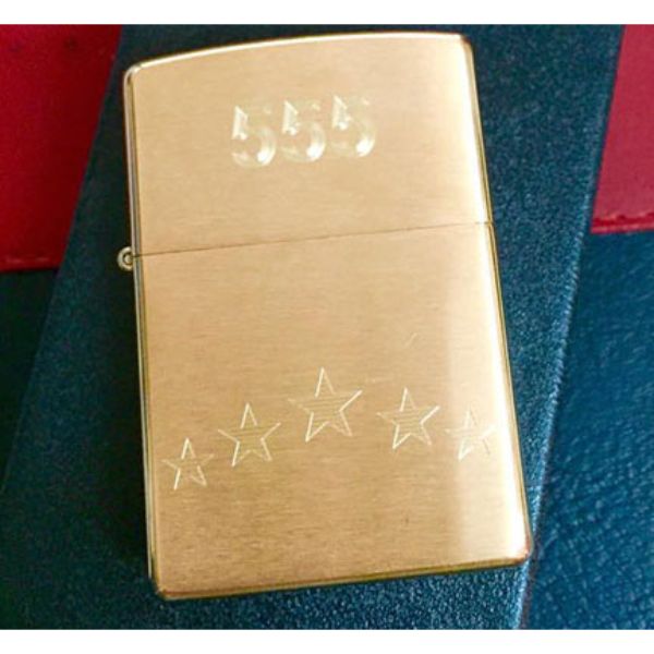 Bật Lửa Zipp khắc Sao 02 – Zippo 204B.SAO02