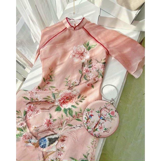 Áo dài cách tân Mẫu Đơn Hồng màu sắc cực kỳ sang chảnh đi tiệc áo dài thiết kế mẫu mới 2022 .