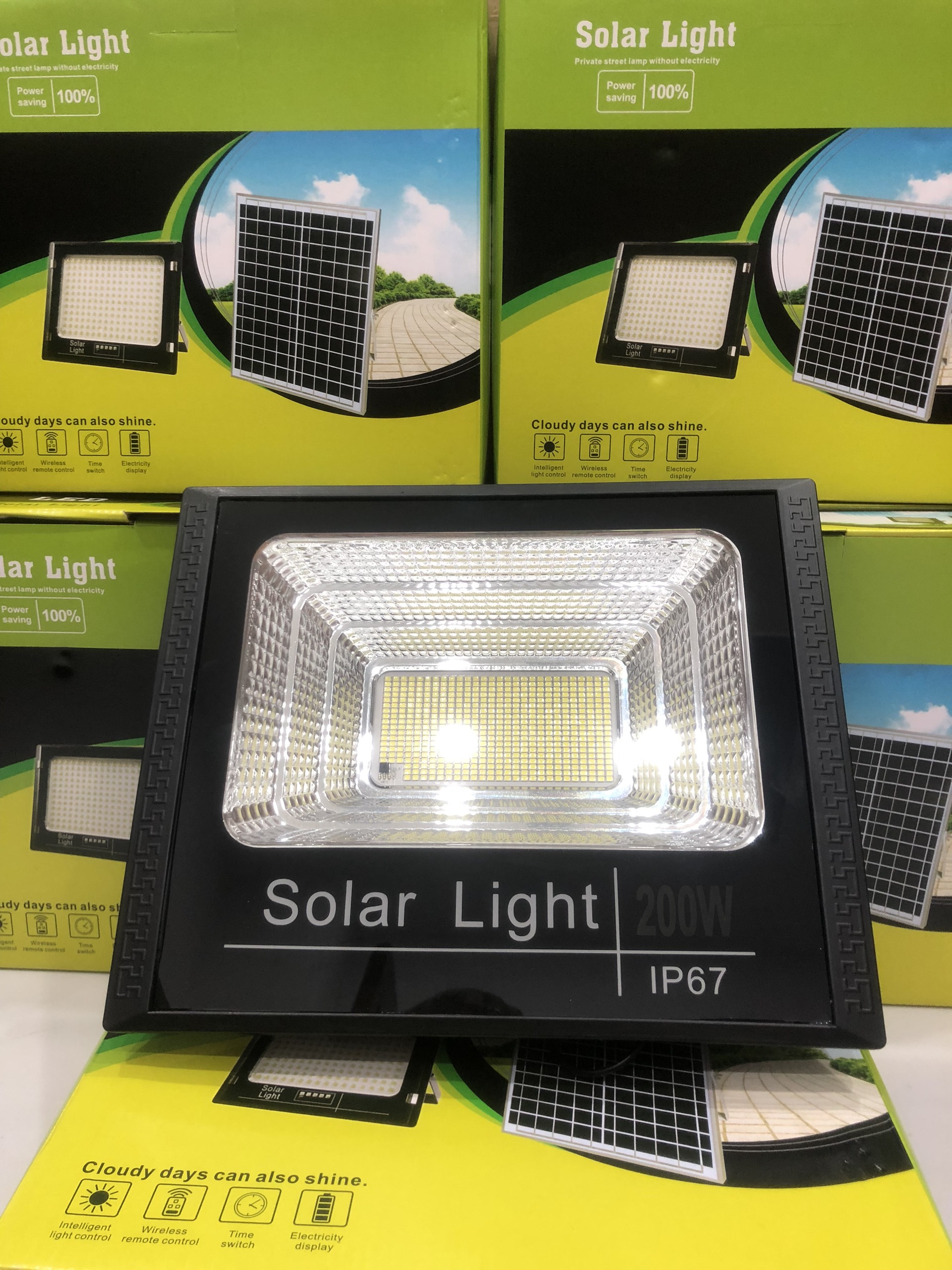 Đèn năng lượng mặt trời 200w