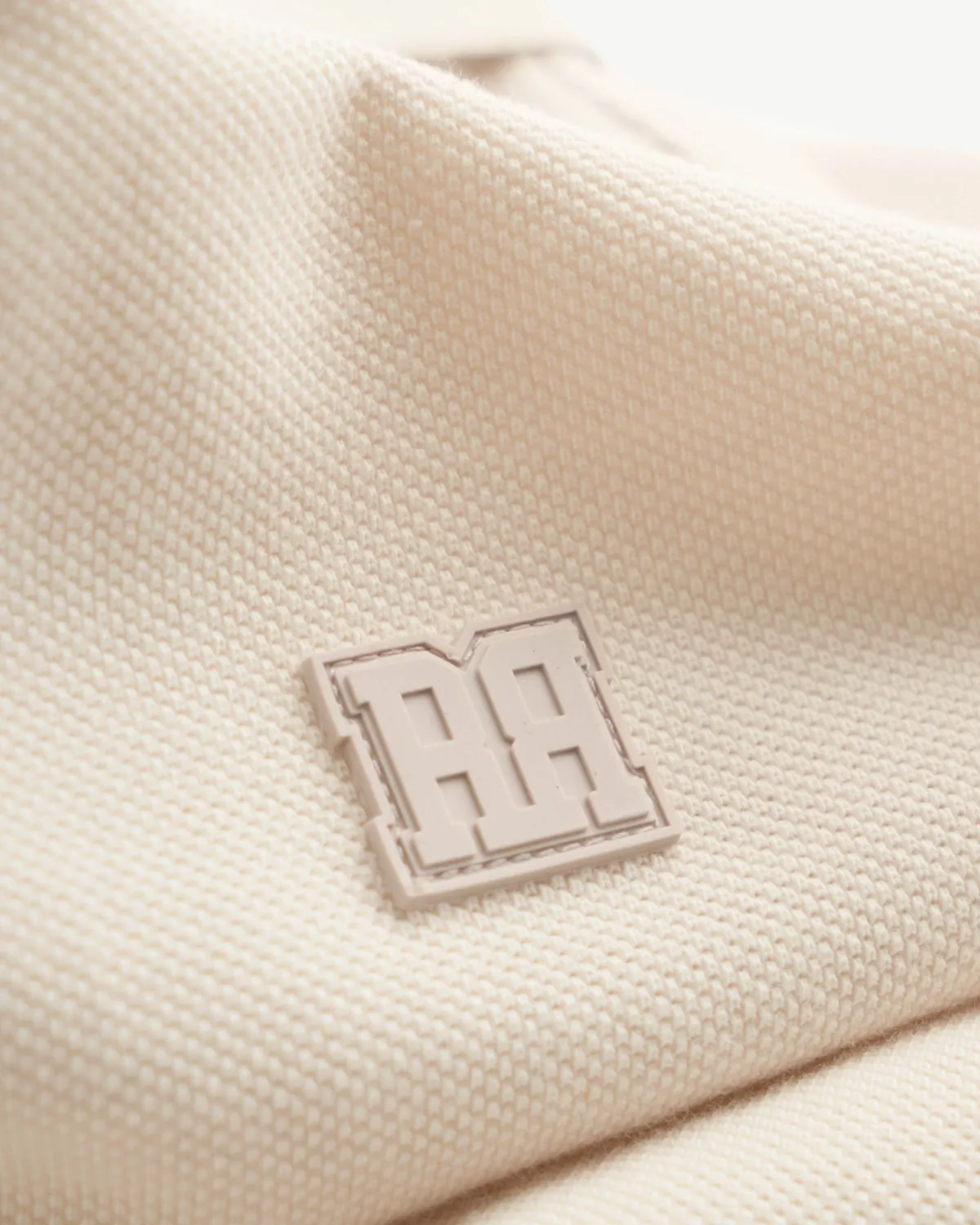 Áo polo nam nhãn silicone. Fitted - RT 10S25POL007 | ROUTINE CÀ MAU