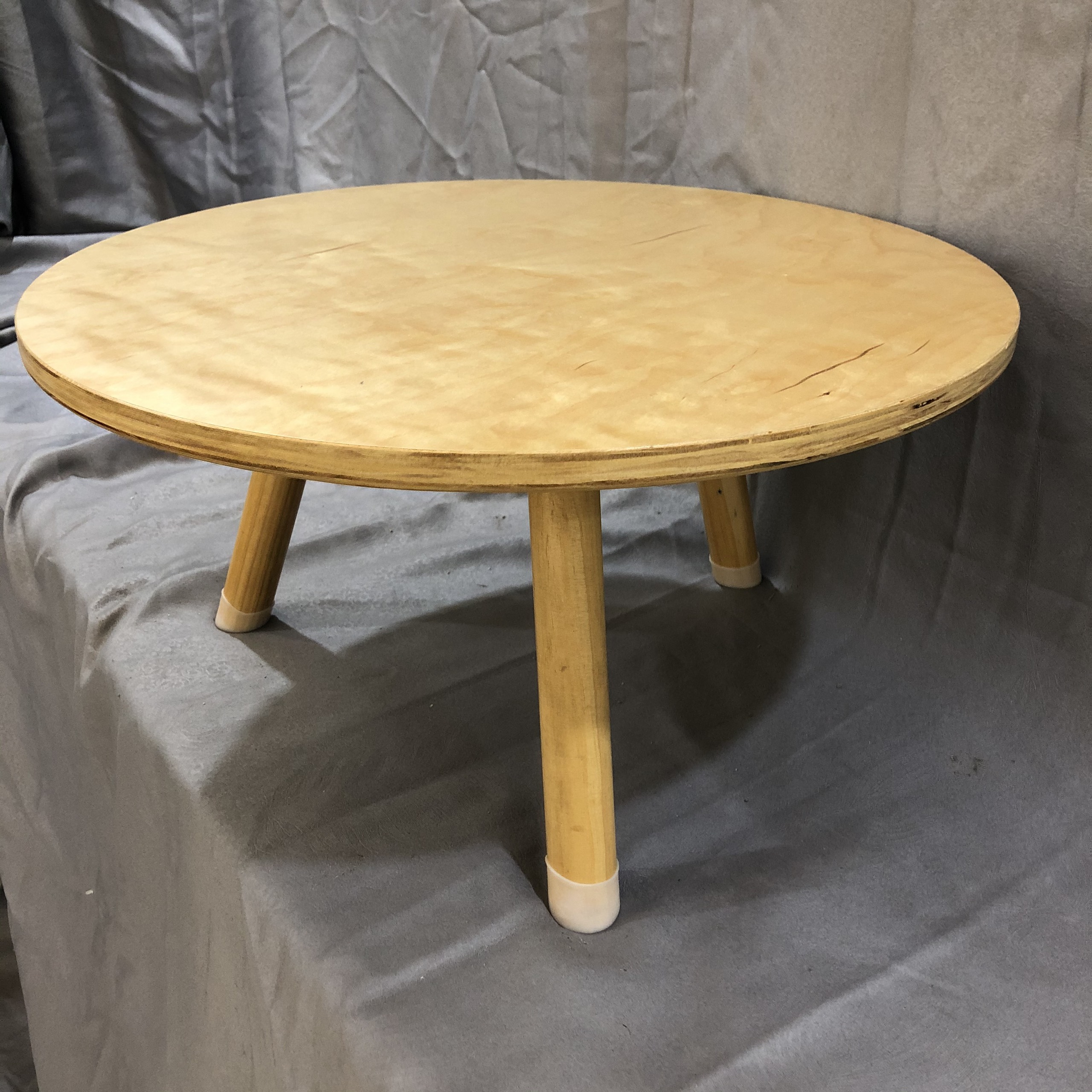 Bàn trà cà phê mặt bàn hình tròn gỗ plywood tự nhiên KNF, thiết kế tối giản, tháo lắp thông