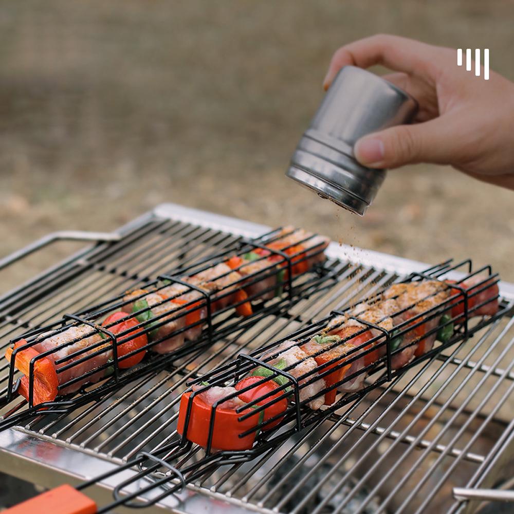 Camping BBQ Grilling Basket Charcoal Grill Outdoor Grill Tool Picnic Portable Wood Handle Roasting Meat Accessories