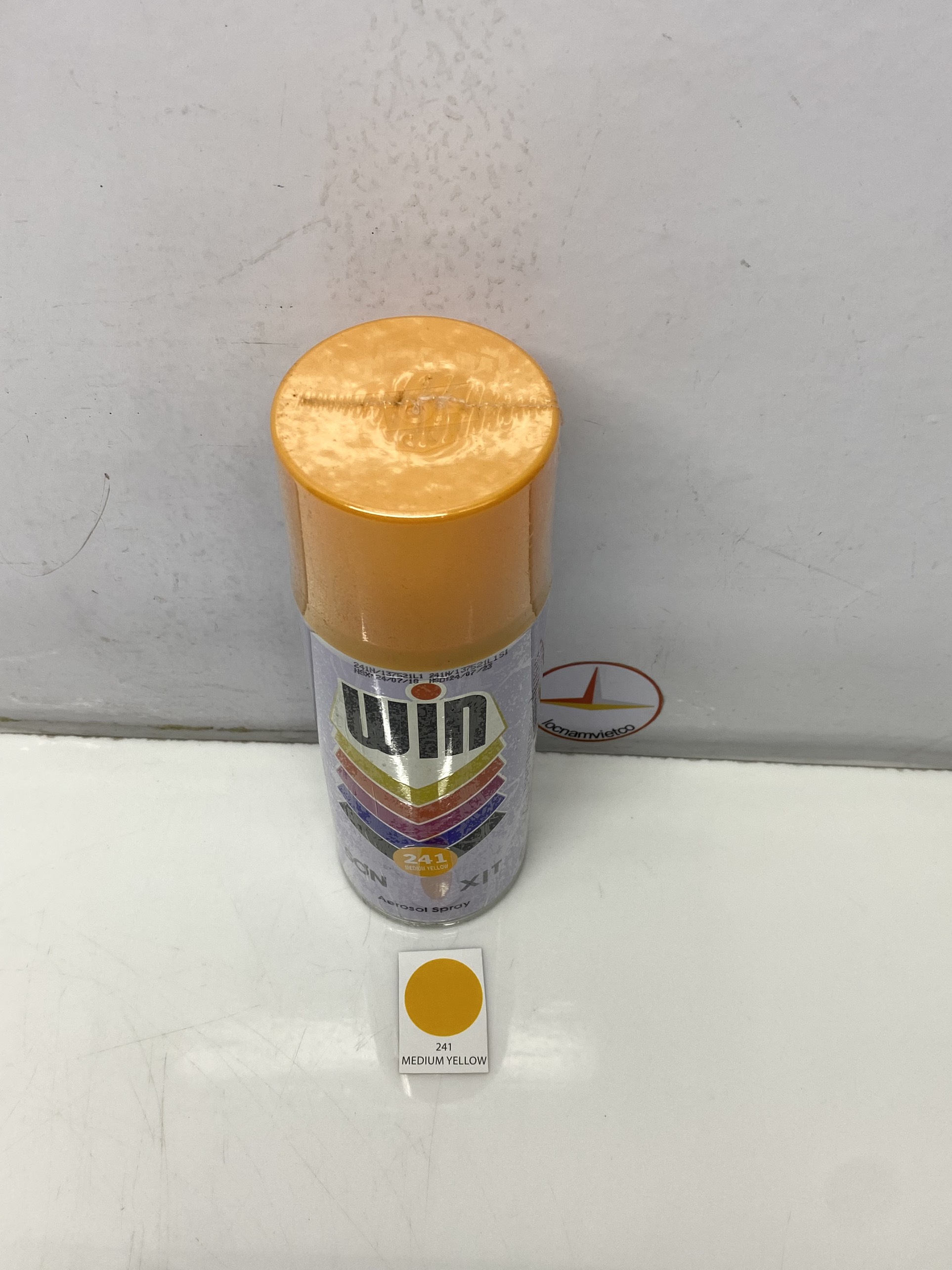 Sơn xịt Win màu vàng nghệ 241 400ml