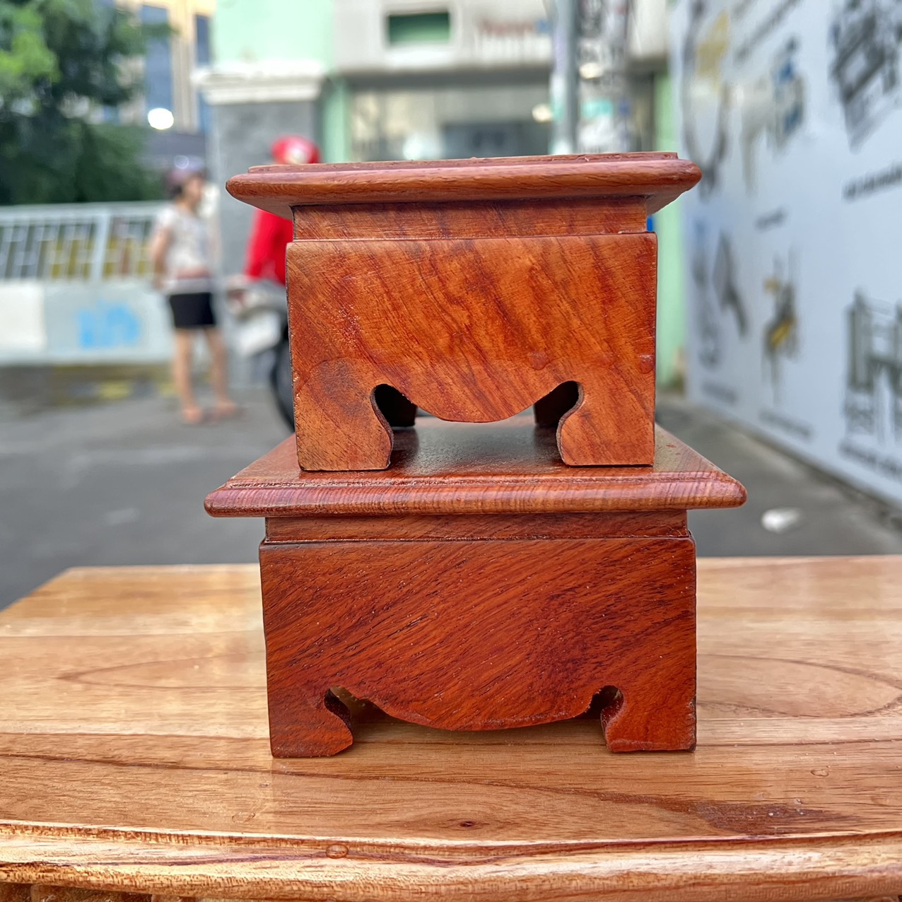 Đôn gỗ hương kê tượng chắc chắn bền bỉ 2 cỡ