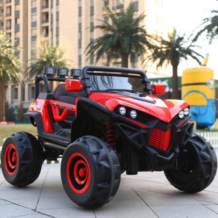 Siêu xe Ô tô điện trẻ em siêu địa hình XJL 588 đồ chơi vận động cho bé 2 ghế 4 động cơ