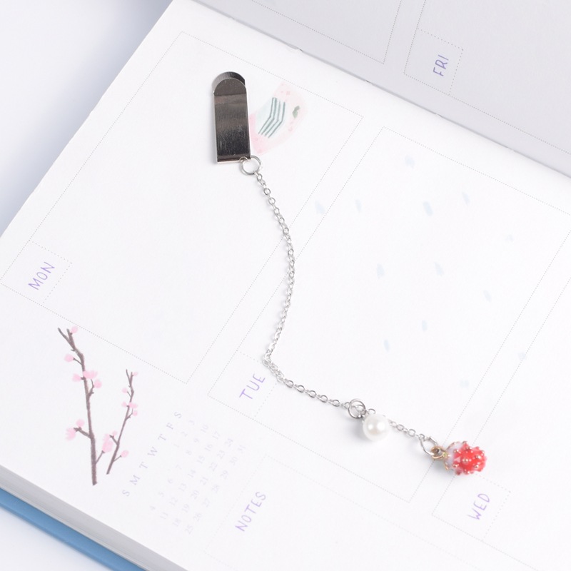 Bookmark Kẹp Sách Kim Loại Phối Charm Hình Trái Dâu Tây Mini