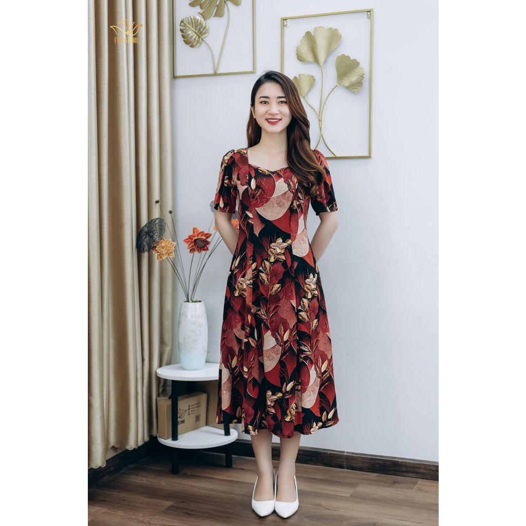 Đầm 6 mảnh thiết kế trung niên sang trọng quý phái Cổ vuông tay ngắn màu Đen hoa đỏ TTV STORE TTV1256