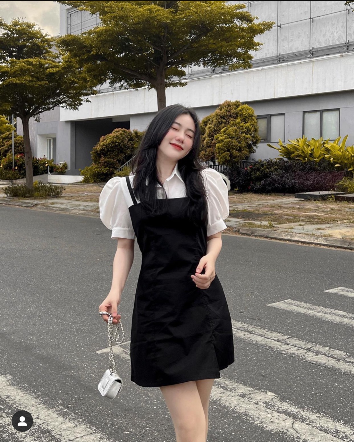 ĐẦM CỔ SƠ MI TAY BỒNG NGẮN