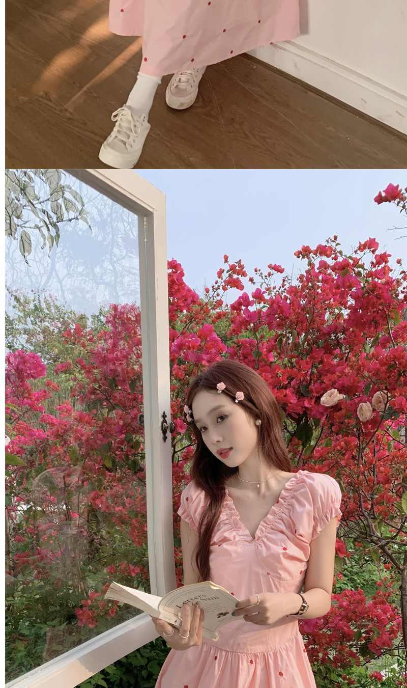 SHUANGYAN Váy ngắn tay nhẹ nhàng cho phụ nữ mùa hè 2023 ngọt ngào và cay thiết kế cảm giác V-neck nếp gấp thắt lưng váy dài
