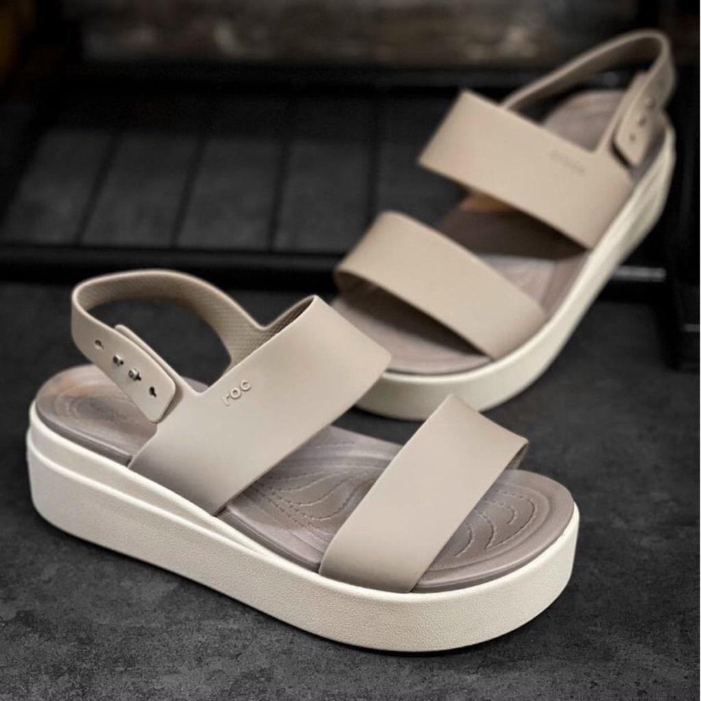 Sandal Cross Brooklyn đi mưa, đế cao 5 cm thoải mái, chống mùi hôi chân, mềm êm