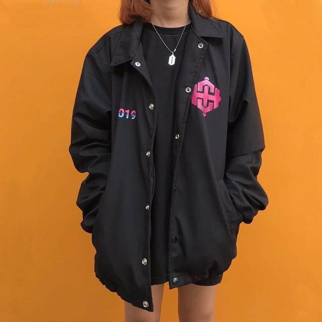 Áo khoác dù nam nữ in kí hiệu