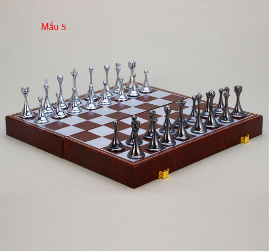 Bộ cờ vua bằng kim loại cao cấp