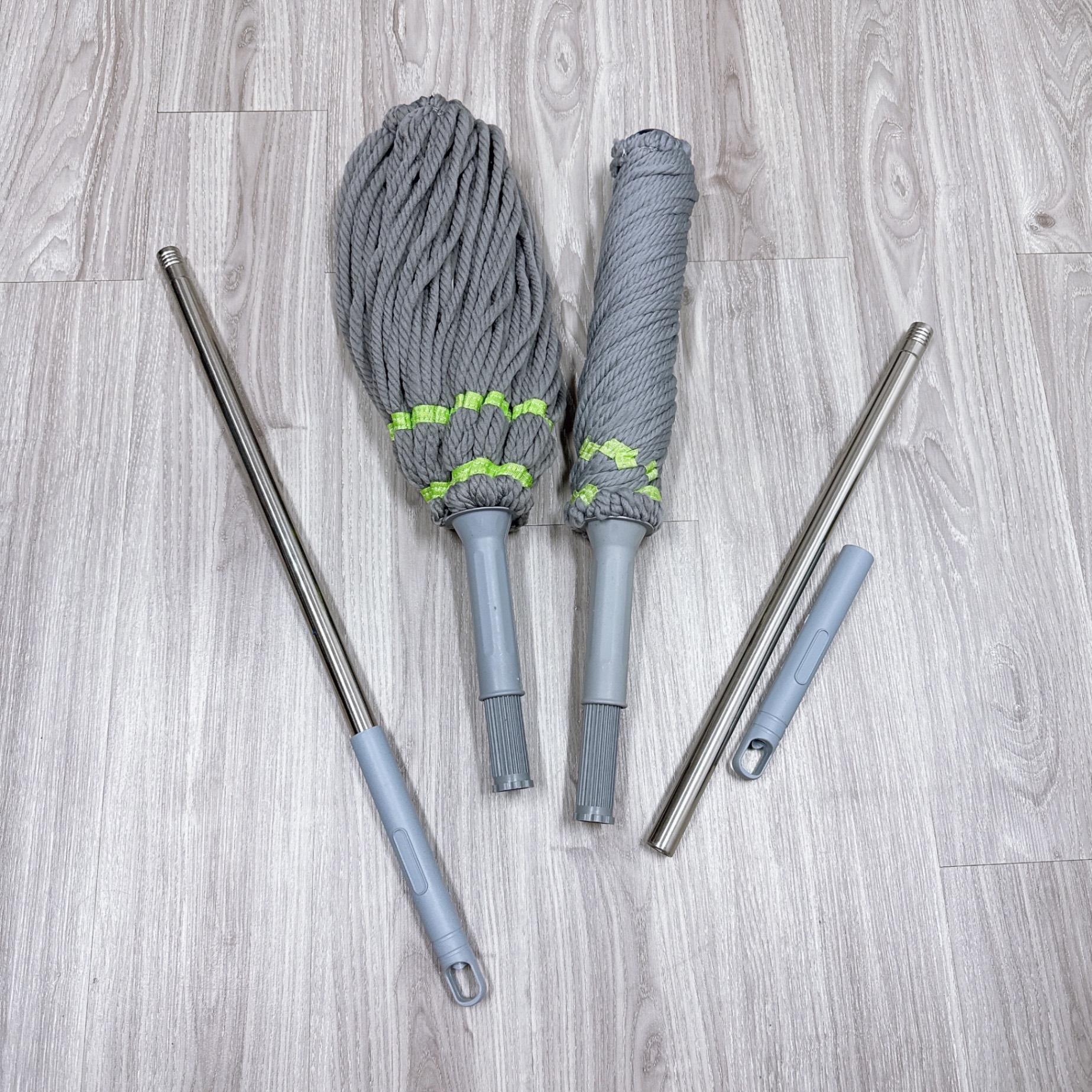 Cây Lau Nhà Vắt Tay Trợ Lực Tròn Chuyên Dụng Siêu Bền (Giao màu ngẫu nhiên)