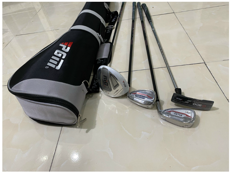 Bộ 4 gậy golf nam nữ  dành cho người mới chơi