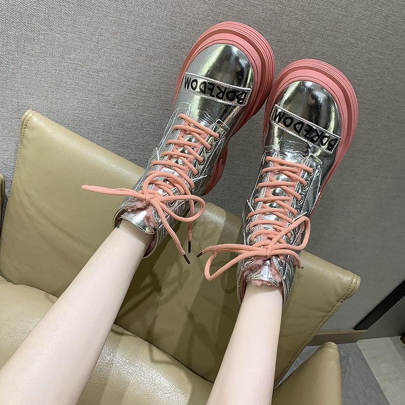 Ins online Giày bốt martin da đế bằng phối màu thời trang cá tính cho nữ