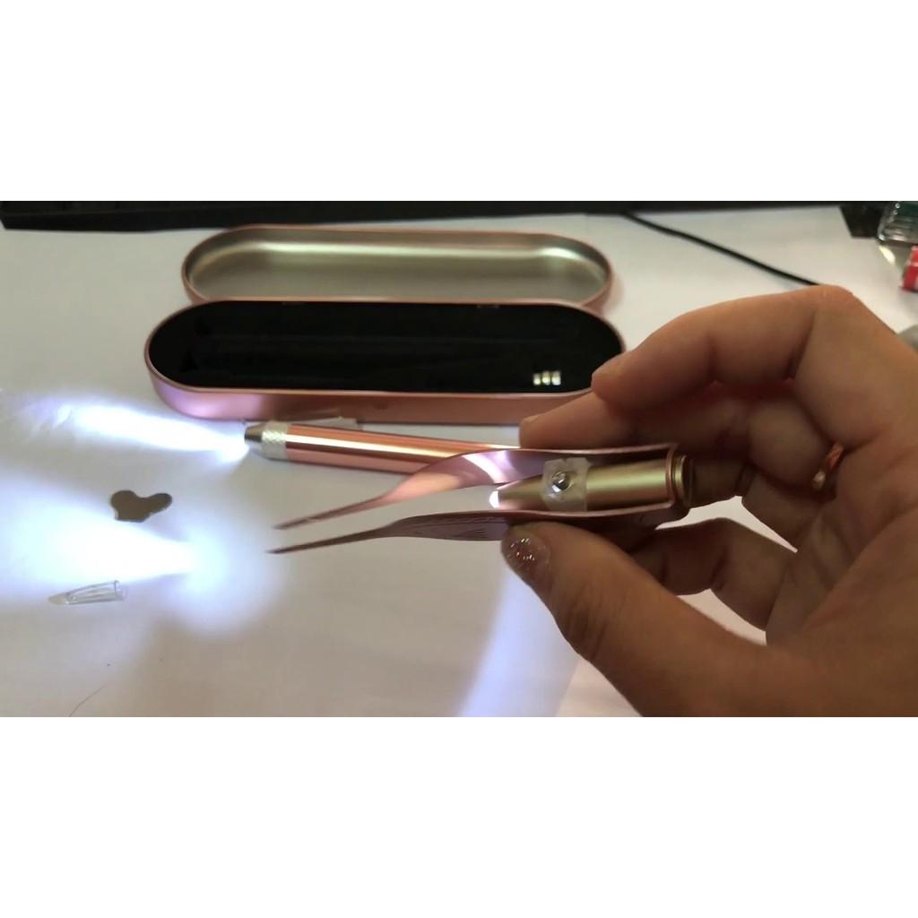 Bộ dụng cụ lấy ráy tai có đèn Led cao cấp - an toàn khi sử dụng nhất là đối với trẻ em