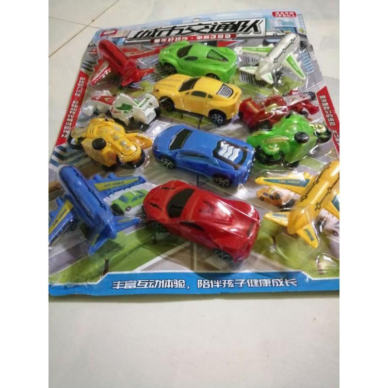 Vỉ 12 ô tô và máy bay