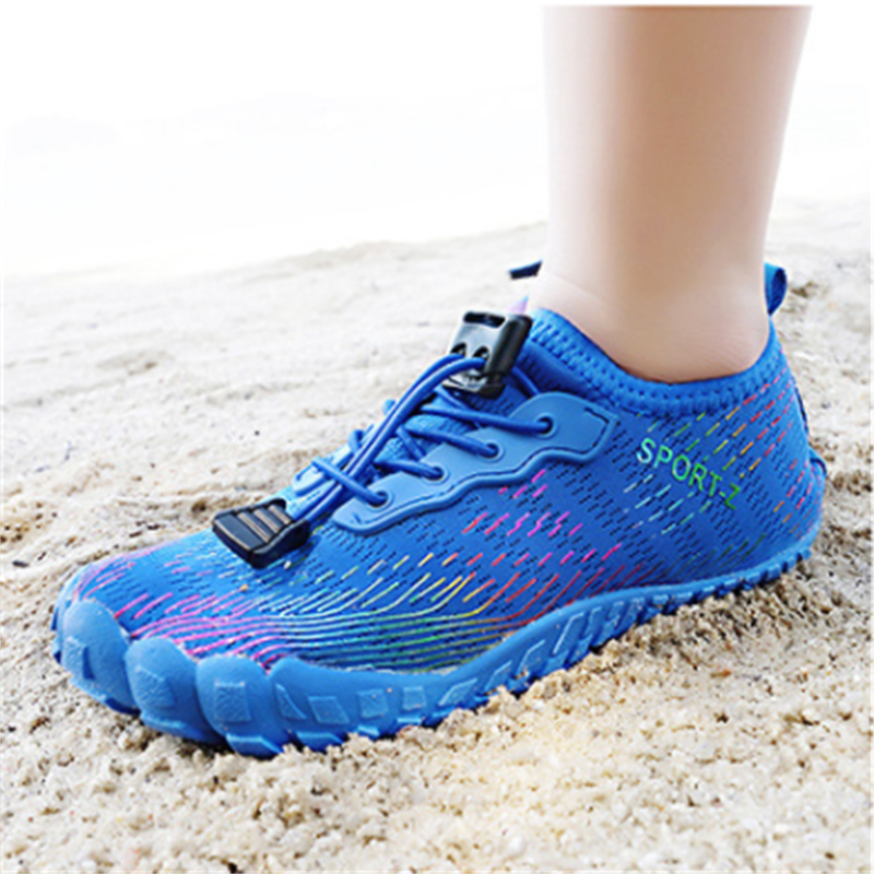 Children's lightweight swimming shoes upstream shoes five-finger beach shoes parent-child outdoor wading shoes new