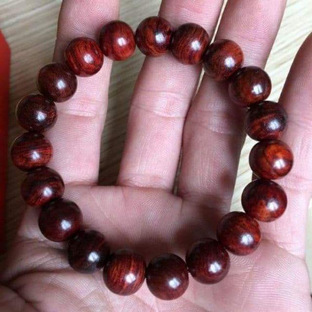 Vòng tay gỗ sưa