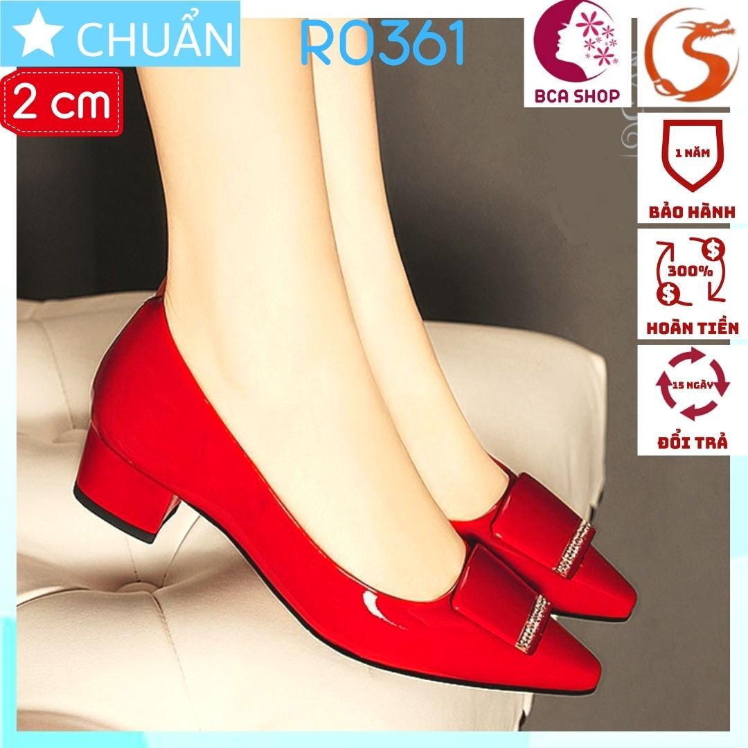 Giày nữ bít mũi 2p RO361 ROSATA tại BCASHOP nhấn nơ vuông và viền kim tuyến độc lạ và thời trang - màu đỏ