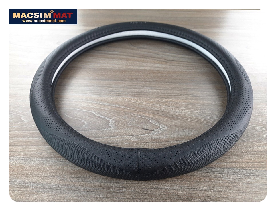 Bọc vô lăng cao cấp Macsim mã L17T mới chất liệu da thật - Khâu tay 100% size M phù hợp các loại xe
