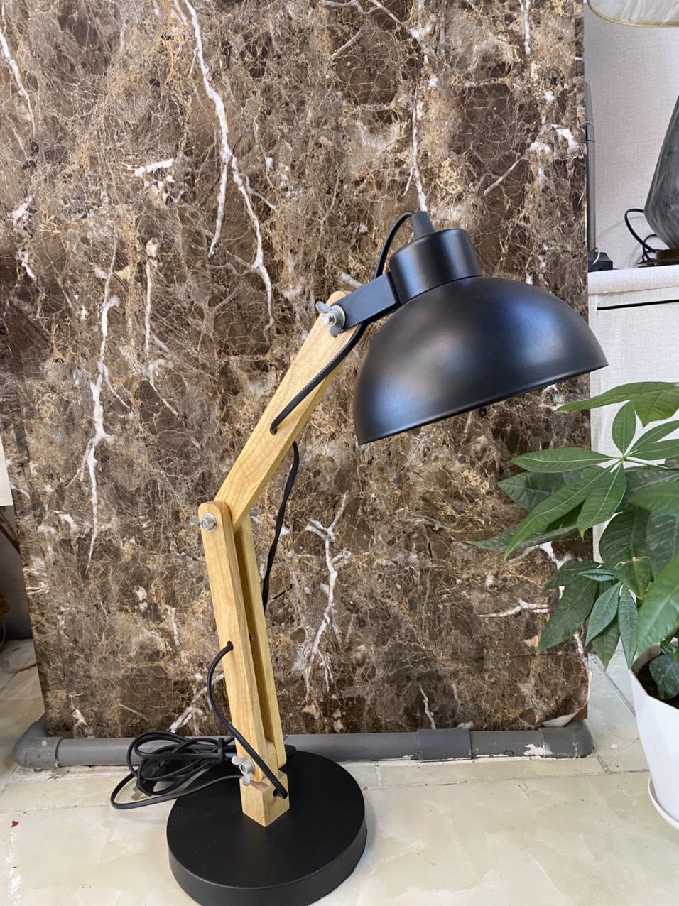 Đèn Bàn Học, Đèn Đọc Sách Điều Chỉnh Cao Thấp, Tặng Bóng Led 7W, Thuỷ Đèn Chùm