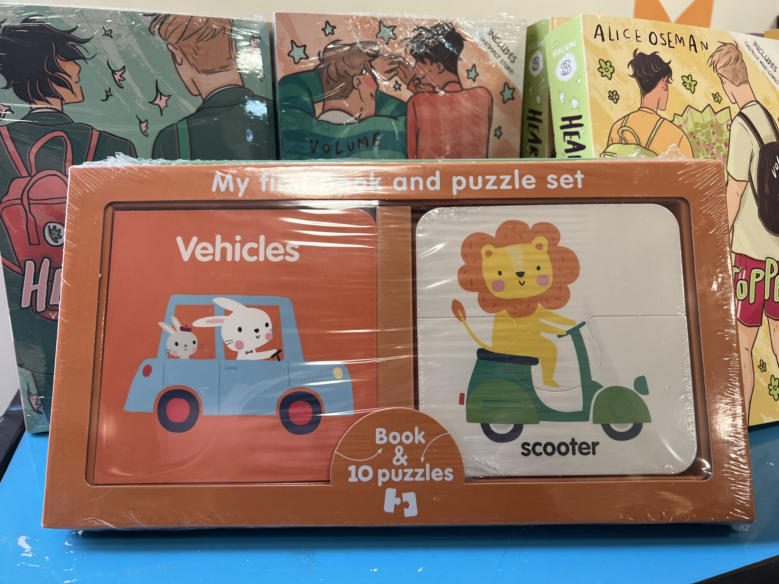 Bộ sách học và xếp hình tiếng Anh: First Learning Book And Puzzle Set: Vehicles