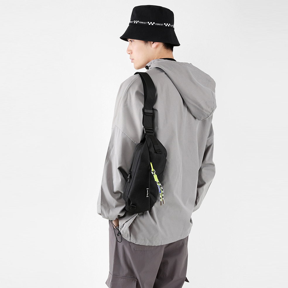 Túi đeo chéo nam cao cấp BEE GEE – DCN9055