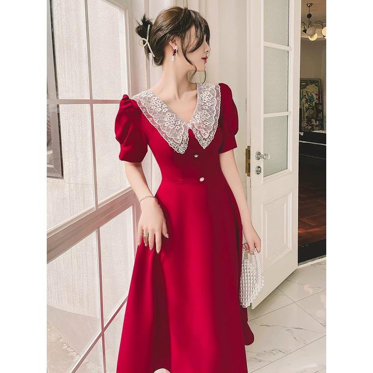 Đầm đỏ cổ sen phối ren trắng thắt nơ eo váy dáng dài xòe dự tiệc chơi noel du xuân đón tết