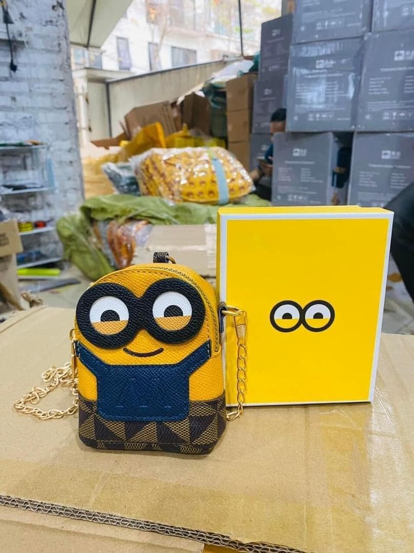 Túi Đeo Chéo Mini Hình Minion Dễ Thương
