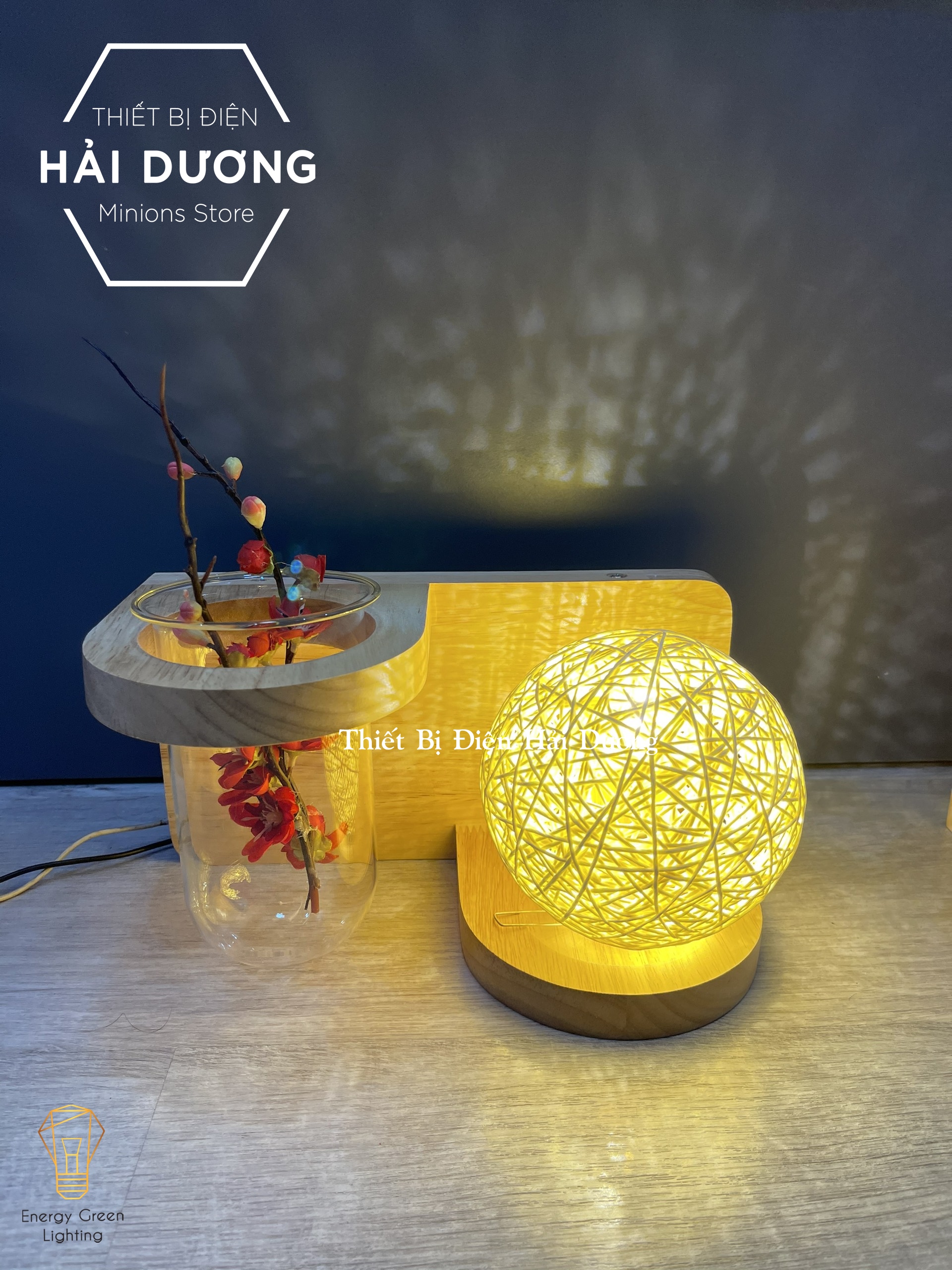 Đèn Tường Kệ Gỗ Chao Hình Cầu Mây Hiện Đại DT-2814 - Trang Trí Căn Phòng - Đã Bao Gồm Bóng LED - Có Video