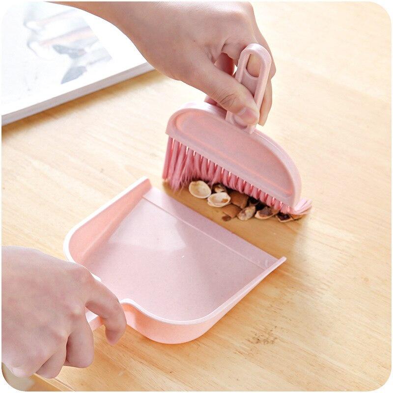 Bộ chổi quét bụi mini Chổi quét bụi máy tính để bàn Chổi bàn phím Công cụ làm sạch đa chức năng Bộ chổi quét bụi bằng nhựa.