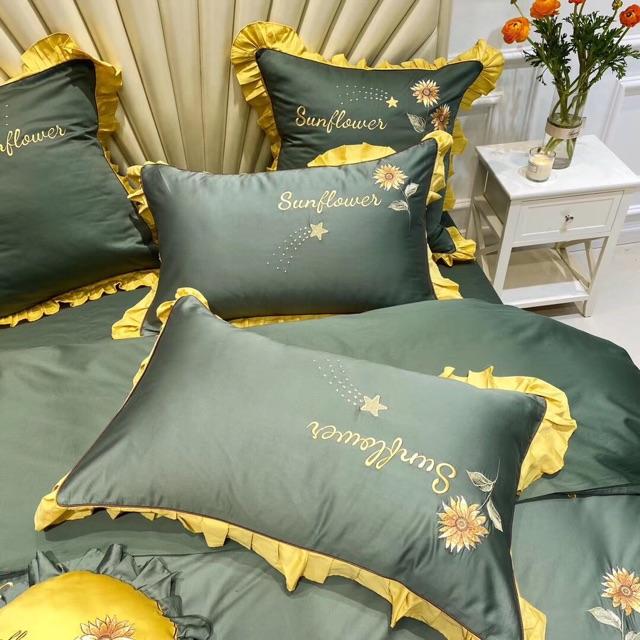 Bộ chăn ga gối Lụa thêu 60s cao cấp 6 món tặng kèm 1 gối trang trí