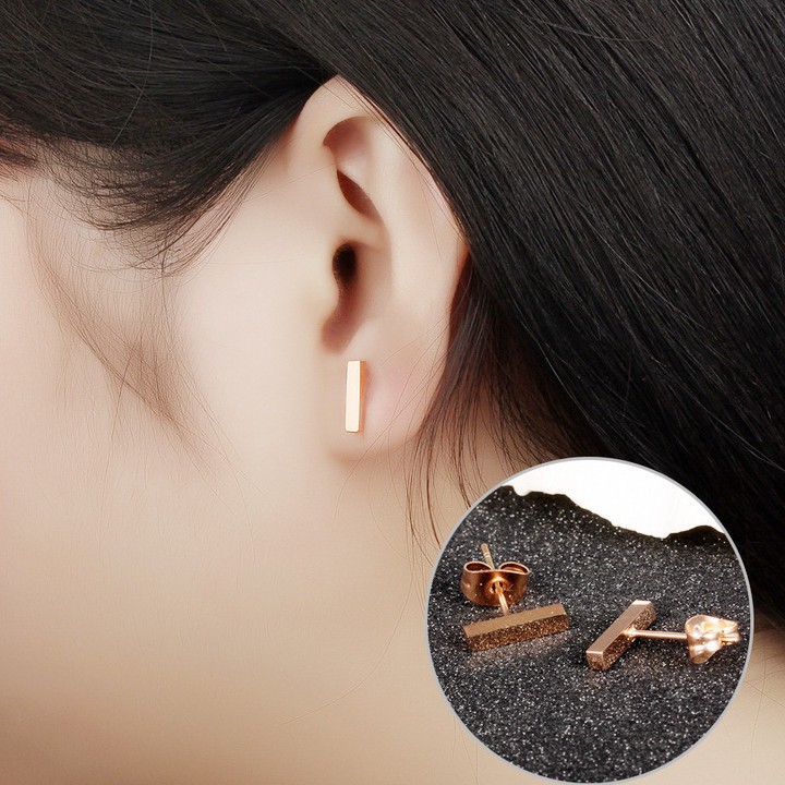 Bông Tai Thanh Dài 1CM Thép Titan Không Han Rỉ TT 1600