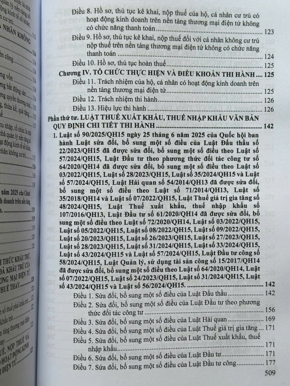 Sách Luật Thuế - Thuế Giá Trị Gia Tăng, Thu Nhập Doanh Nghiệp, Thuế Thu Nhập Cá Nhân (V2619T)