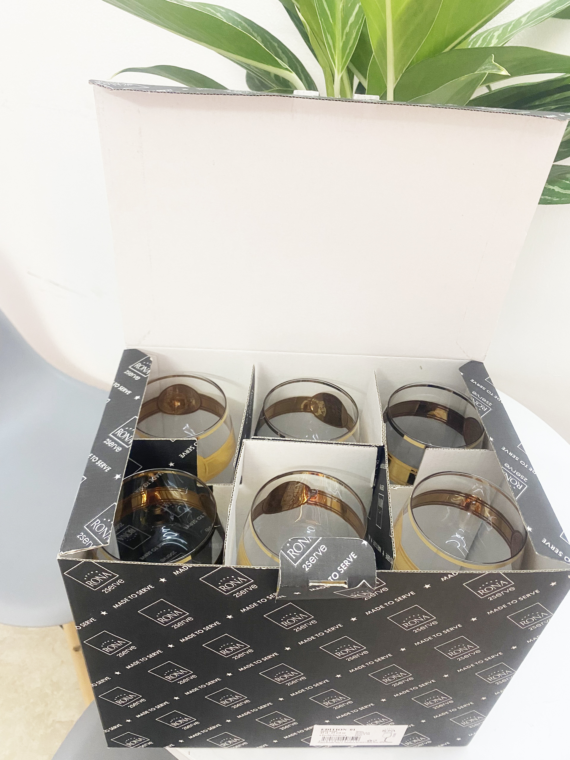 Bộ 6 ly uống vang mạ vàng Tiệp hoạ tiết nữ thần 450ml