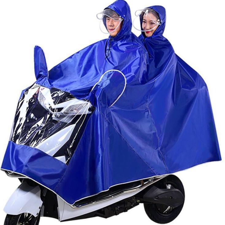 Áo mưa phản quang 2 đầu là một sản phẩm chất lượng cao được thiết kế dành riêng cho những người thường xuyên phải di chuyển trong thời tiết mưa gió.