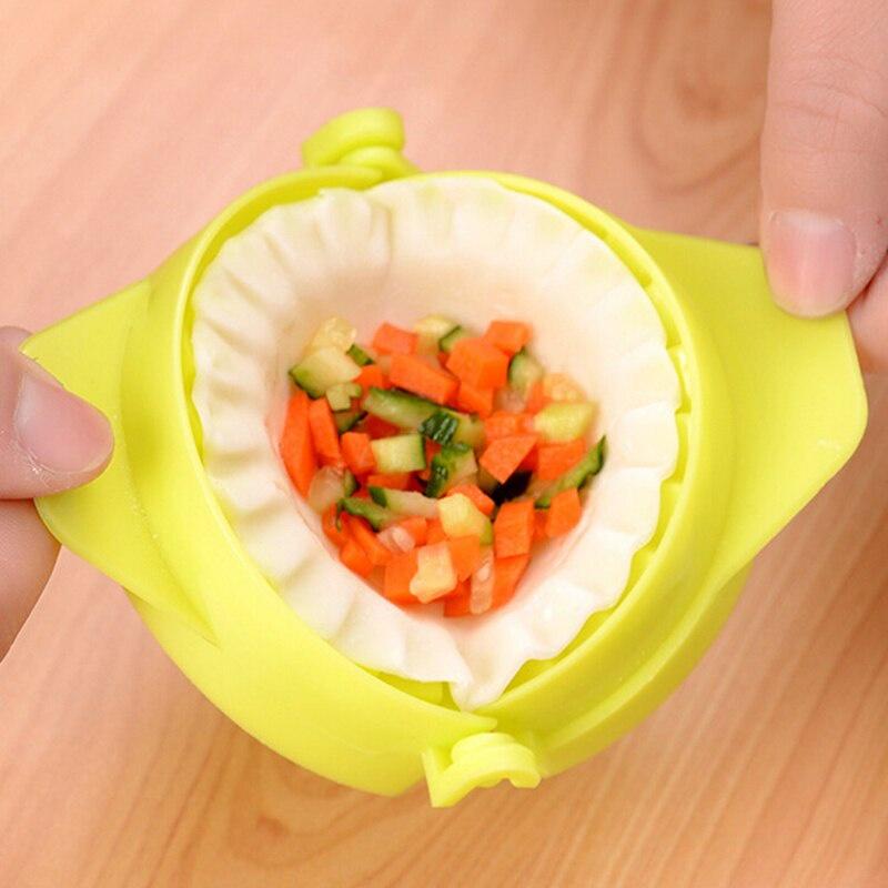 Kitchen Dumpling Mold Plastic Dough Press Dumpling Pie Ravioli Mould Kitchen Accessorie Cooking Pastry Chinese Food Jiaozi Maker