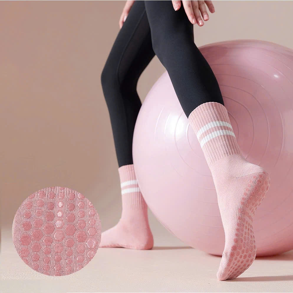 Tất / Vớ Chân Cao Cổ Nữ 16,9K Freesize Tập Yoga Pilates Len Co Giãn Đính Hạt Silicon Chống Trơn Trượt (Cao Cổ Kẻ Sọc)