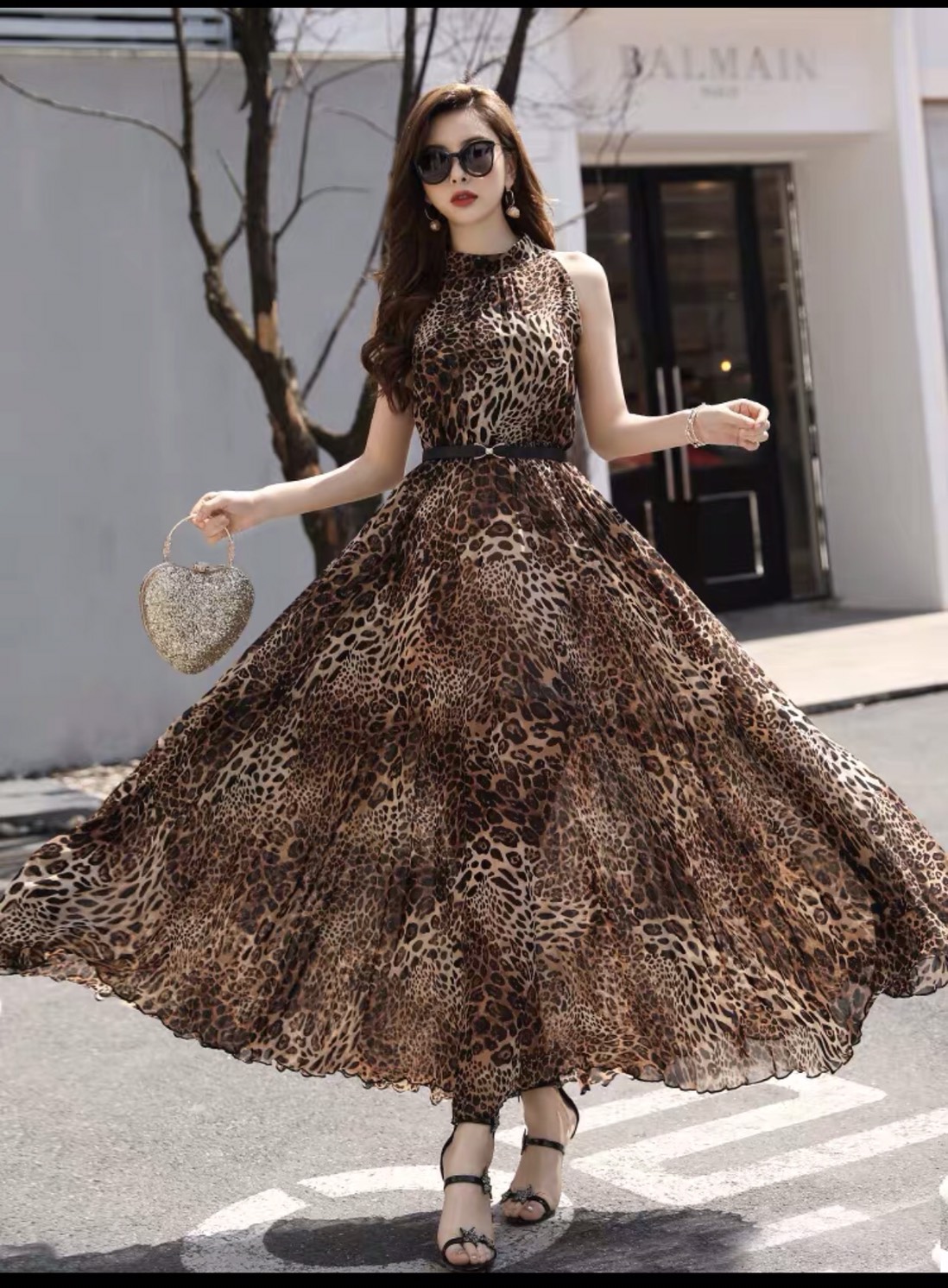 ĐẦM MAXI DA BEO CỔ V KÈM NỊT