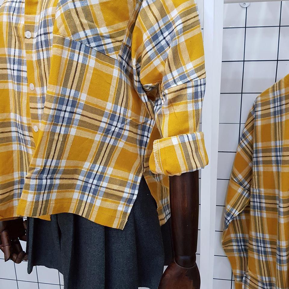 Áo sơ mi oversize caro vàng