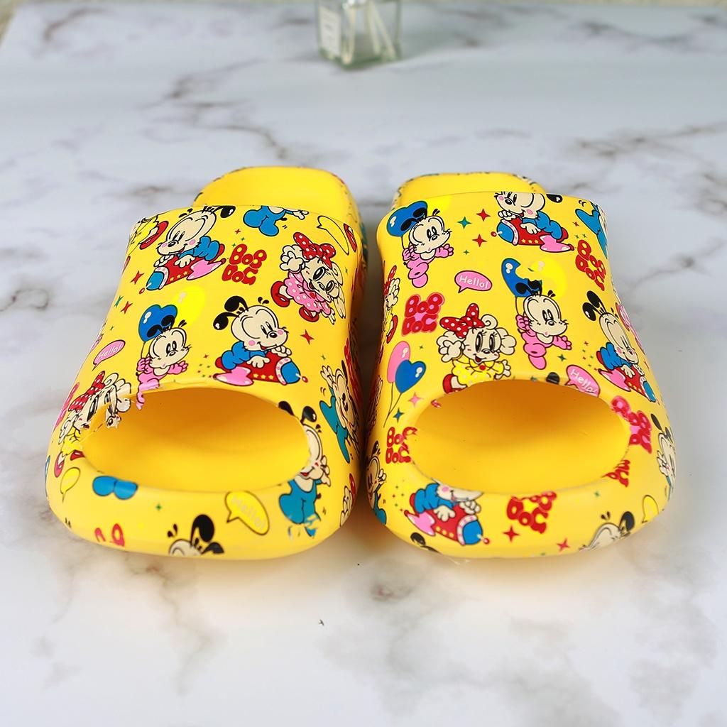 Combo 2 Dép Bánh Mỳ Đúc Nguyên Khối In 3D Đủ Size 26-40 Nhiều Hình Ngẫu Nhiên