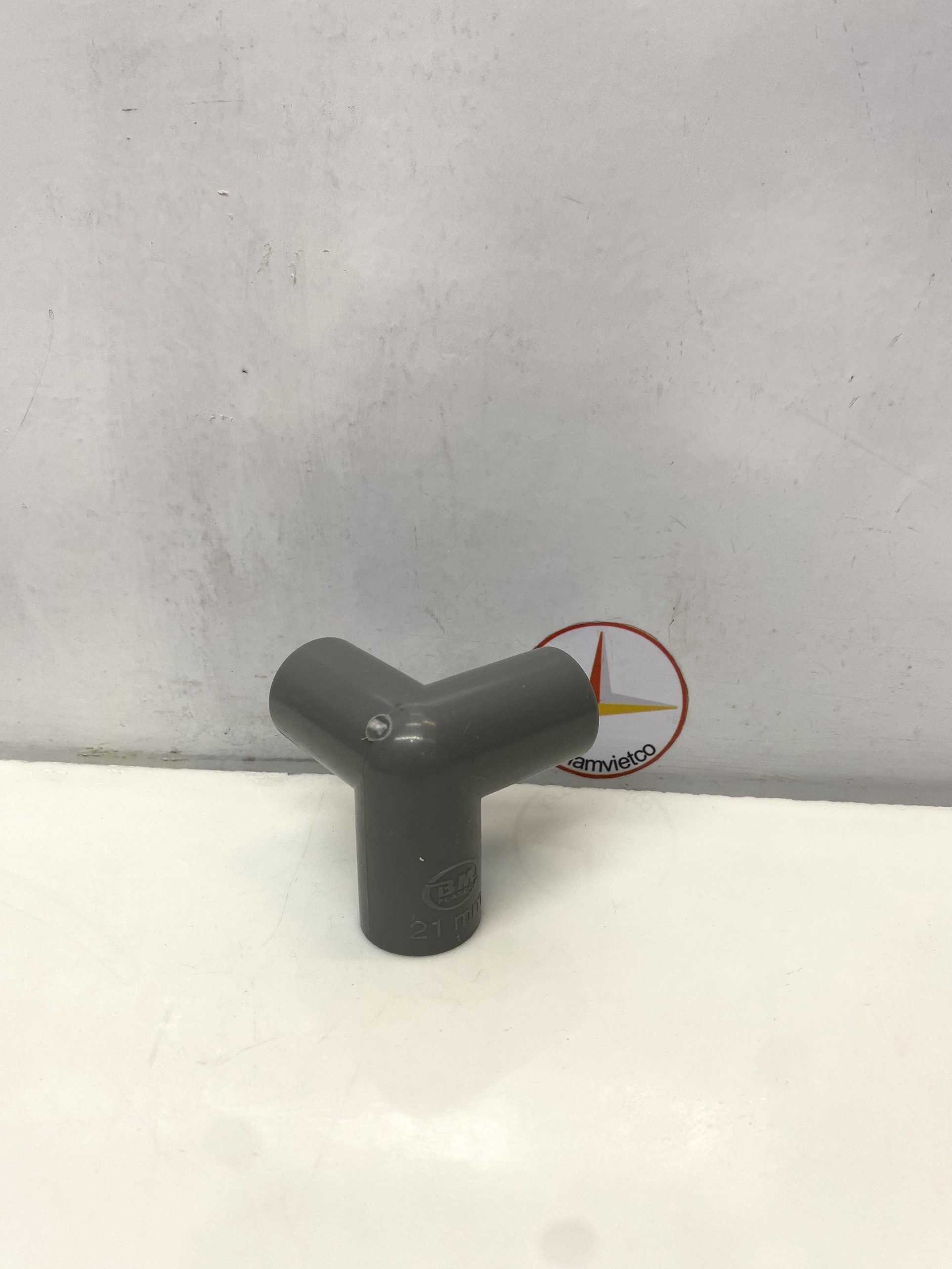 Co góc 3 nhánh, tê góc, co 3 hướng 21 nhựa PVC Bình Minh