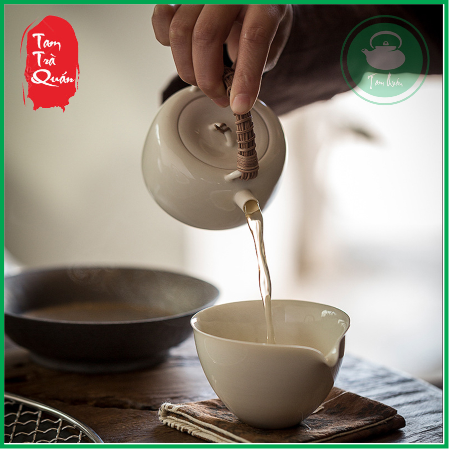 Ấm trà sứ Tuyền Châu 170ml